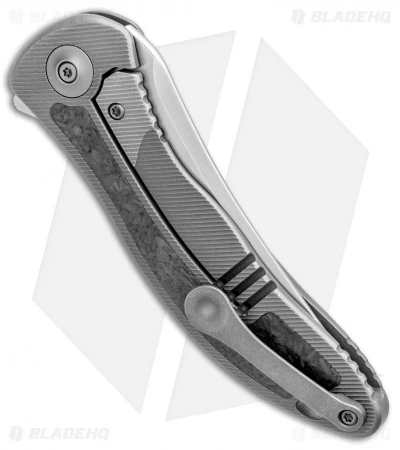 WE Knife Co. Synergy2 Trailing Point Integral Knife Shredded CF/Ti (3.5" Satin) 3 WE Knife Co. Synergy2 Trailing Point Integral Knife Shredded CF/Ti (3.5" Satin) - Image 3